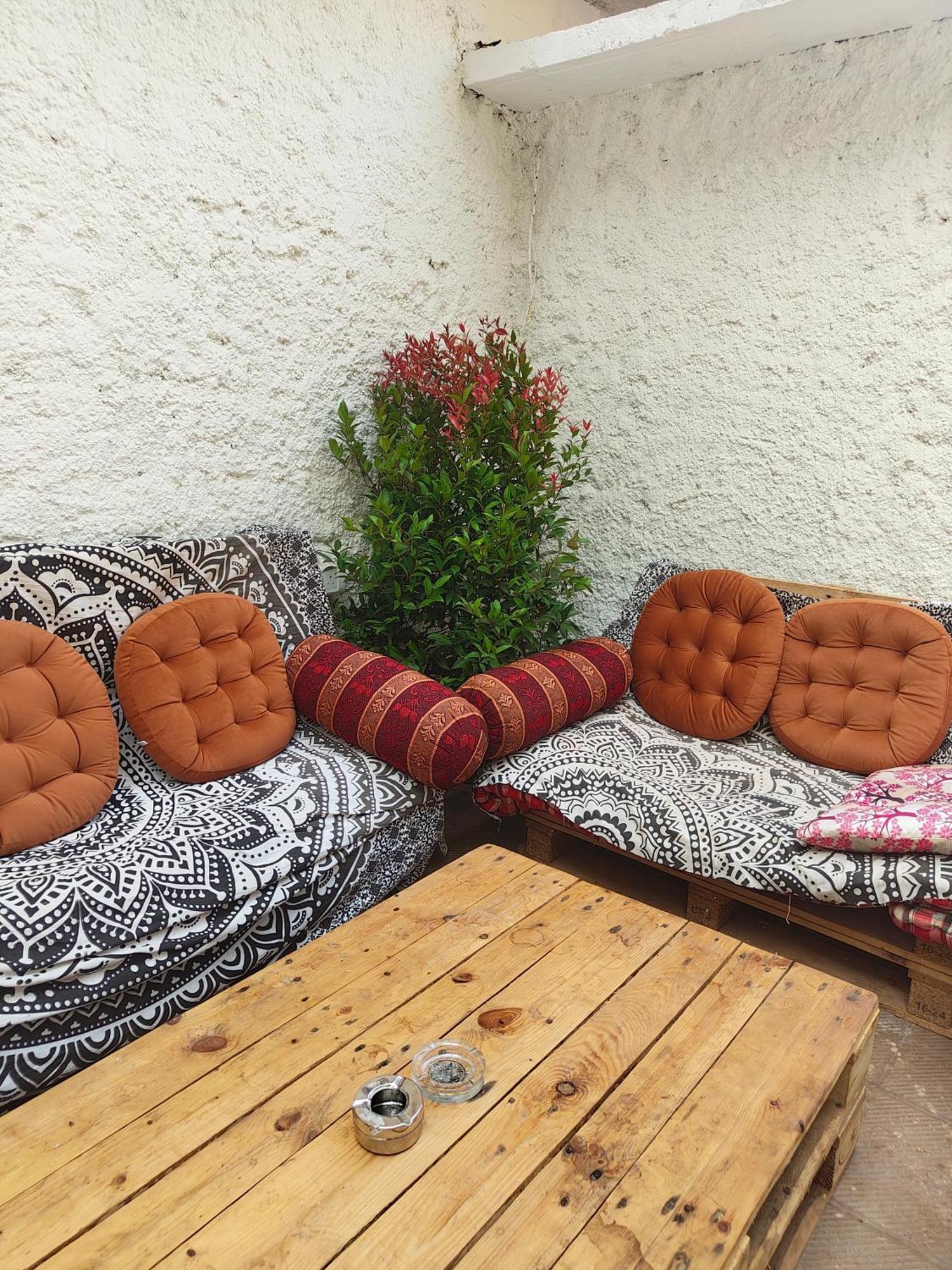 Hot - House Of Travellers, Vagator Pansiyon Dış mekan fotoğraf