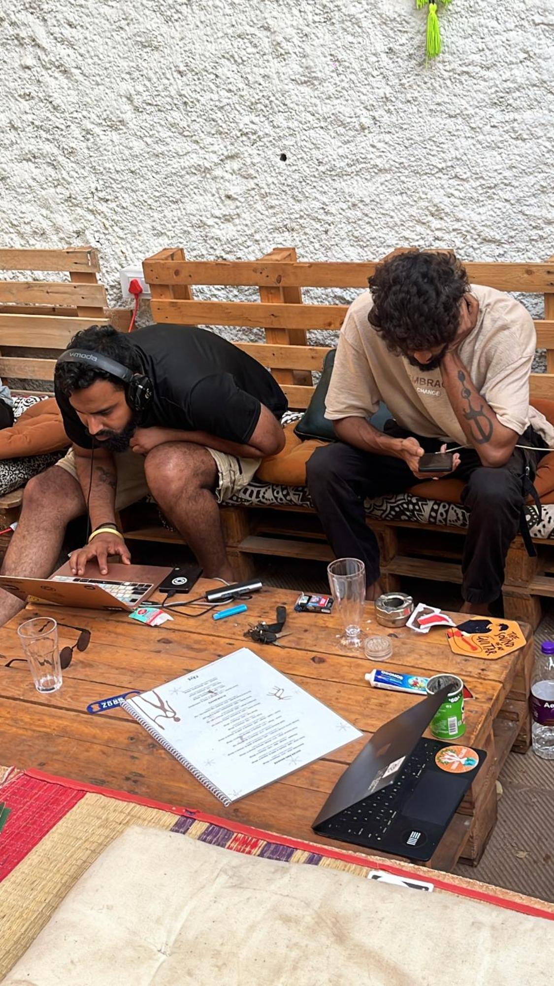 Hot - House Of Travellers, Vagator Pansiyon Dış mekan fotoğraf
